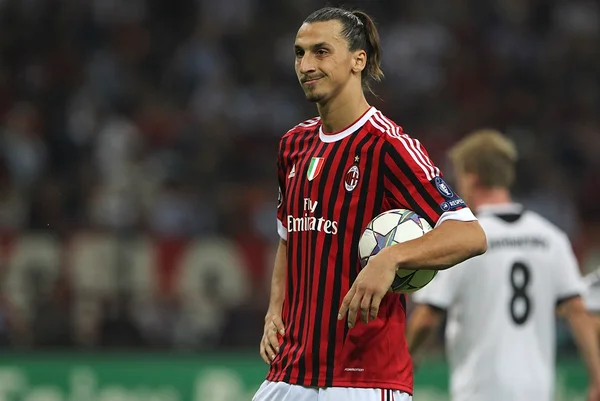 O bom filho… Milan está próximo de anunciar Ibra, diz jornal
