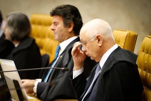 Machado: Renan e Sarney tentaram falar com ex-ministro amigo de Teori