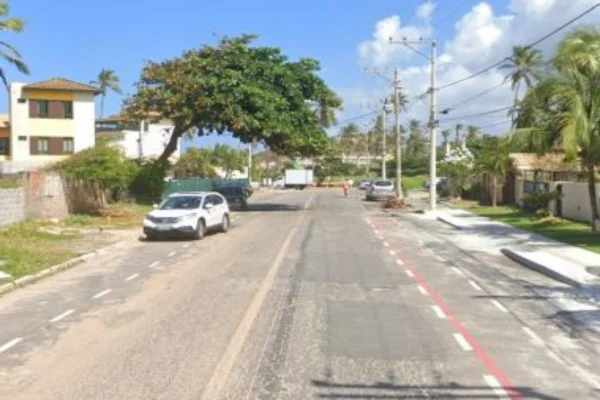 Mulher tem corpo queimado após ser atacada por companheiro em praia