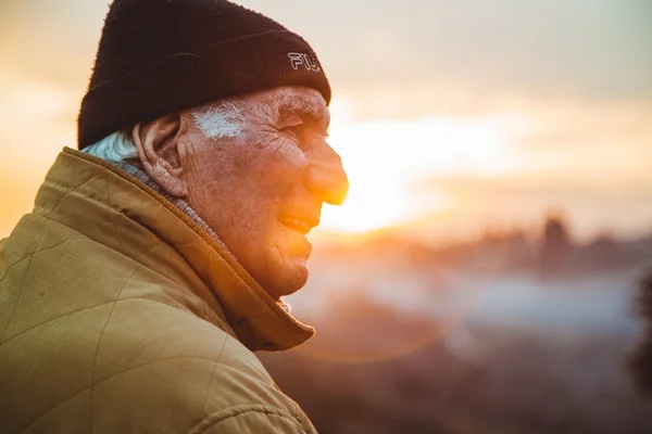 Saiba reconhecer sinais de Parkinson e Alzheimer para retardar evolução