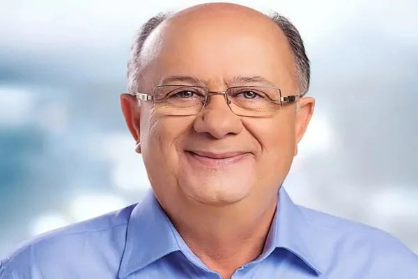 Imagem colorida de José Ronaldo - Metrópoles