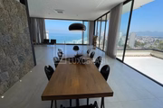 A casa tem vista para a Praia da Barra