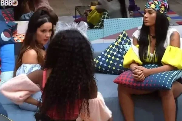 Camilla, Juliette e Pocah
