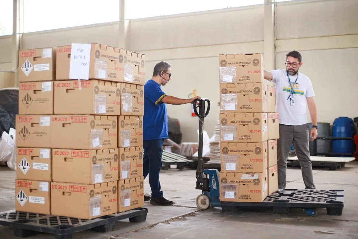 TRE começa distribuição de urnas para o 2º turno das eleições no DF - imagem 4 TRE começa distribuição de urnas para o 2º turno das eleições no DF - imagem 4