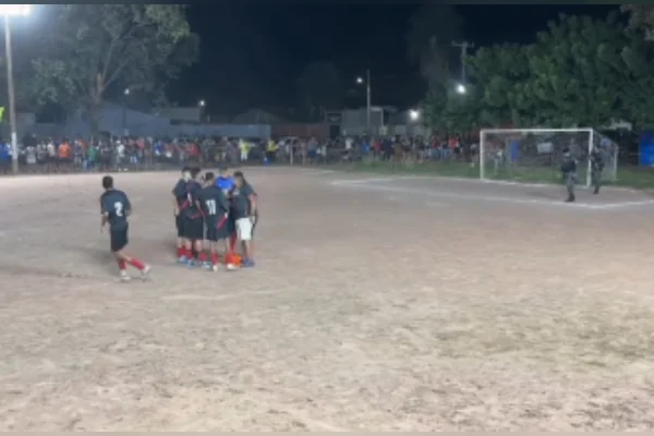 Foragido por roubo é preso pela Rotam em partida de futebol no MT