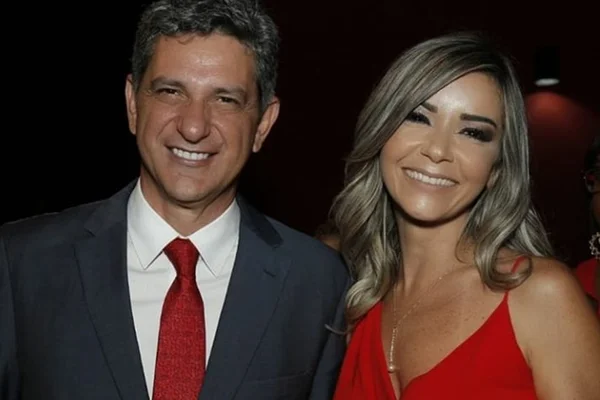 Vice-líder do PT empregou namorada no Senado com salário de R$ 12 mil