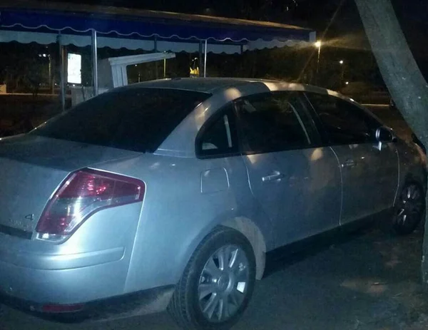 Adolescente de 14 anos é apreendido com carro roubado