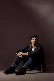 A versão brasileira, estrelada por Vladimir Brichta, tem dramaturgia de Luiz Felipe Reis e Paula Picarelli A versão brasileira, estrelada por Vladimir Brichta, tem dramaturgia de Luiz Felipe Reis e Paula Picarelli