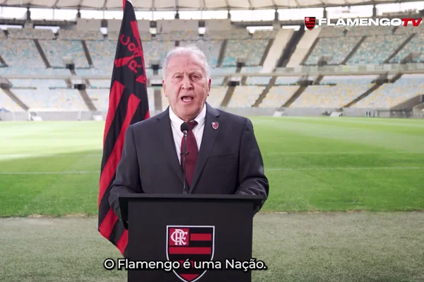 Foto colorida de Zico - Metrópoles