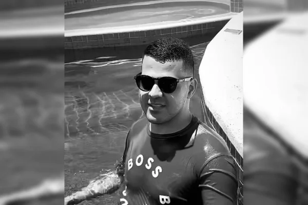 Quem era o homem achado morto com mulher dentro de veículo no DF