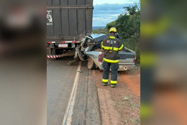Acidente em Leme do Prado deixa um morto