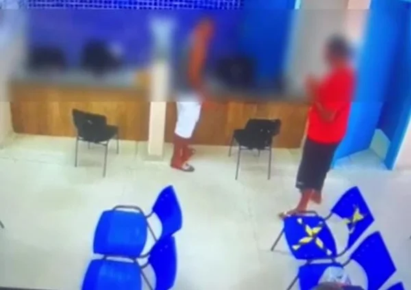 Eles foram detidos por funcionários da própria UPA