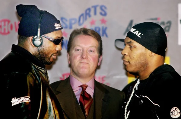 Imagem colorida de Julius Francis e Mike Tyson