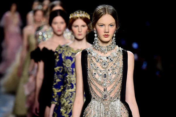 Vibração e versatilidade na passarela. Confira como foi a Semana de Moda de Nova York