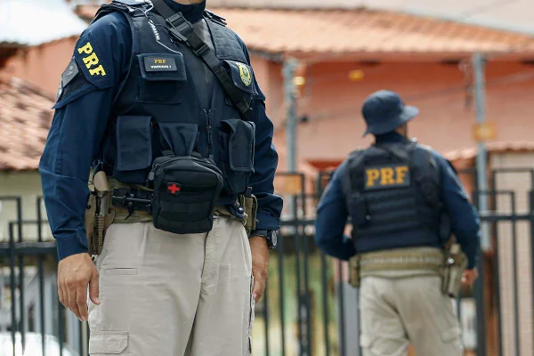 Policiais Rodoviários Federais - Metrópoles