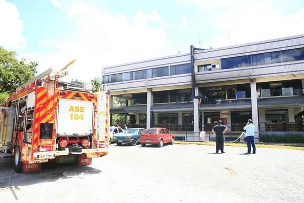 Explosão em apartamento da Asa Norte deixa feridos. Veja vídeos
