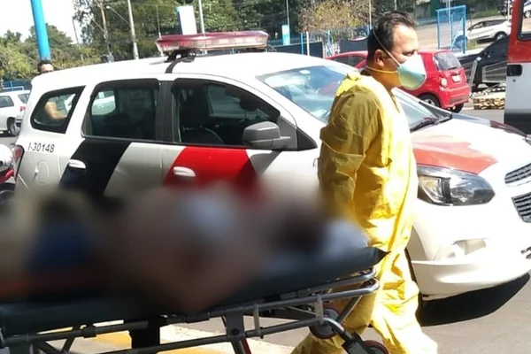 Homem com Covid-19 foge de hospital por medo de ser intubado