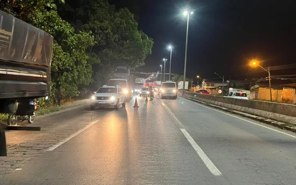 Psicóloga morre após cair de moto e ser atropelada por caminhão em GO - destaque galeria Psicóloga morre após cair de moto e ser atropelada por caminhão em GO - destaque galeria