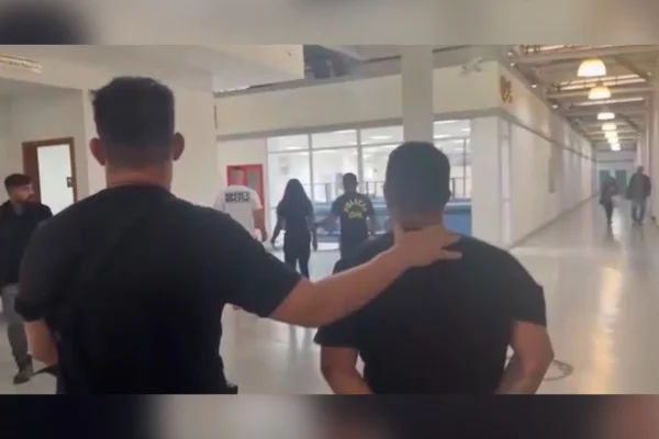 “Lab da Morte”: polícia fecha fábrica clandestina de anabolizantes no Rio