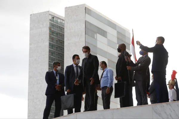 Bolsonaor na Rampa do Palácio do Planalto