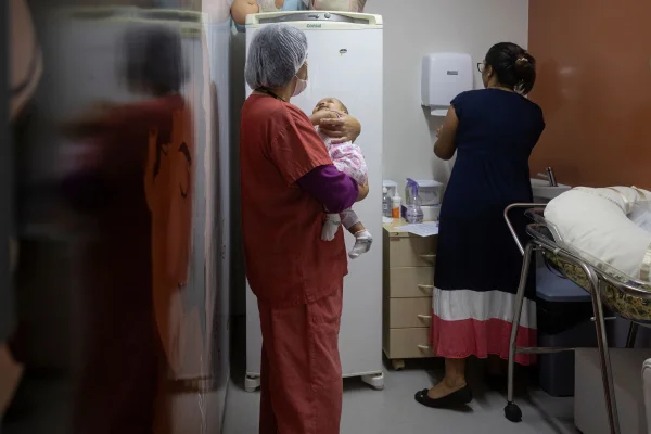 DF registra queda de 11,2% no número de doadoras de leite materno - destaque galeria