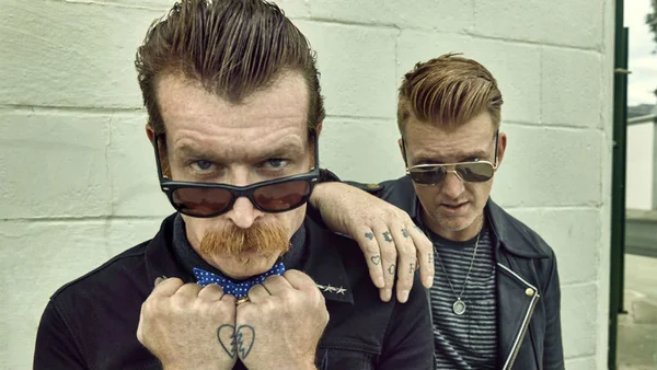 Eagles of Death Metal disponibiliza  “Zipper Down” em streaming: ouça