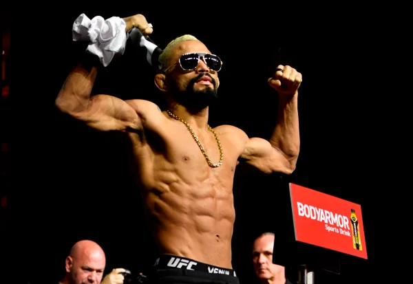 “Cinturão de plástico”, dispara Deiveson sobre luta no UFC 277