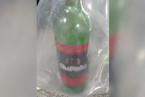 Polícia de São Paulo trata o caso como tentativa de homicídio. Vítima envenenada, de 59 anos, está em internada no interior de SP - Metrópoles