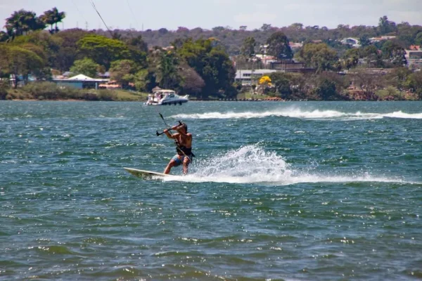Kitesurf - Metrópoles