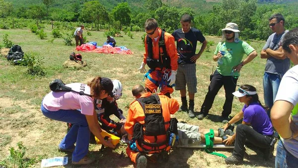 Acidente de parapente em Formosa (GO) deixa uma pessoa ferida