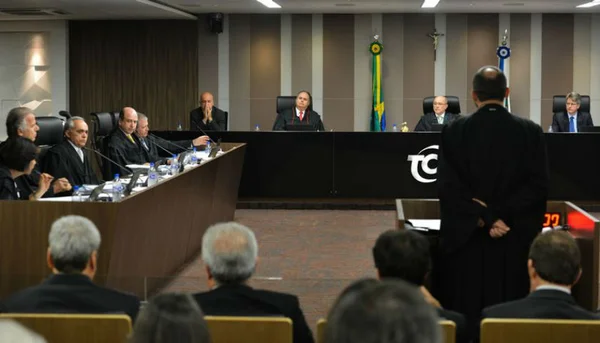 TCU confirma “pedaladas fiscais” e rejeita contas de Dilma Rousseff de 2014