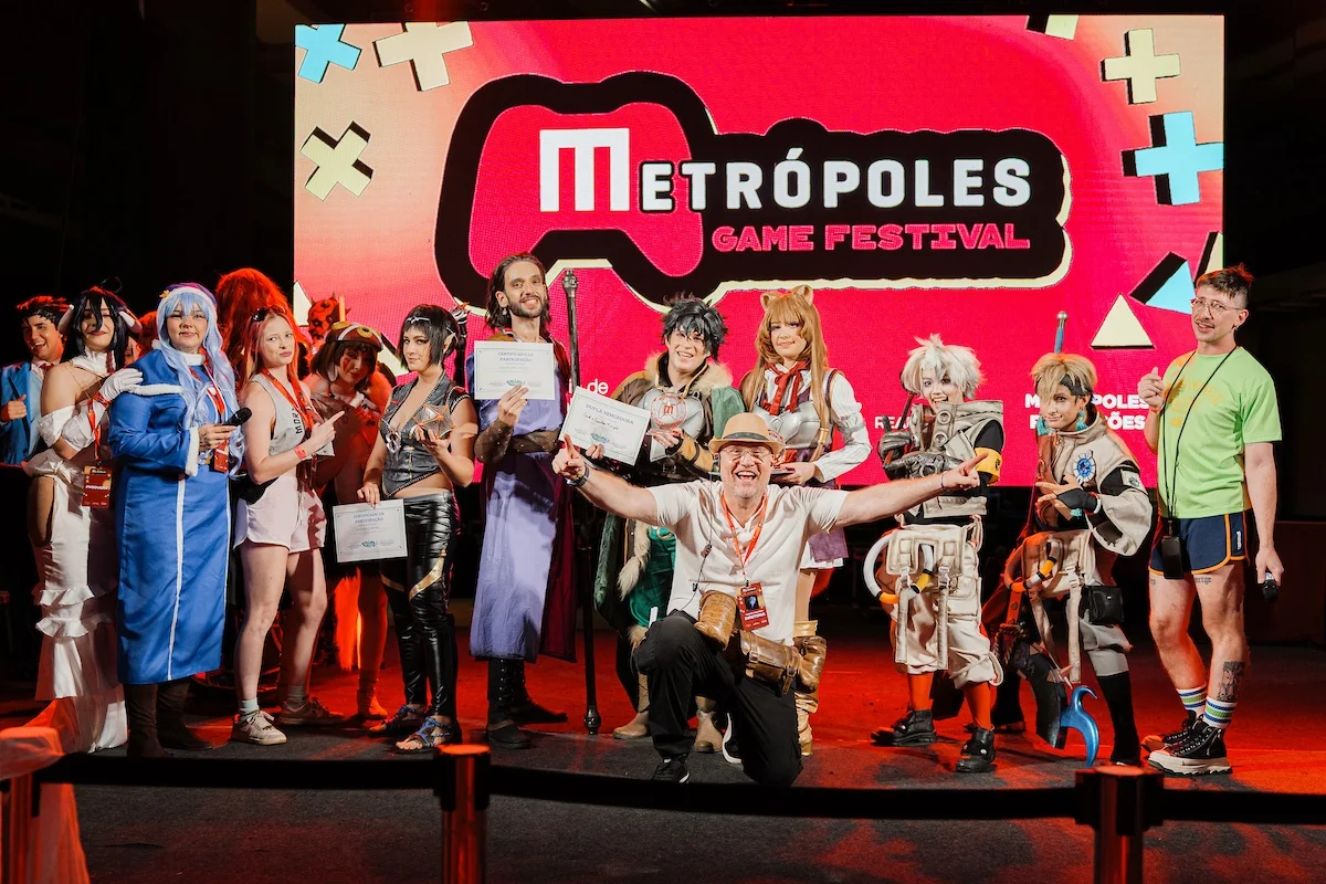 Pódium do campeonato de Cosplay Pódium do campeonato de Cosplay
