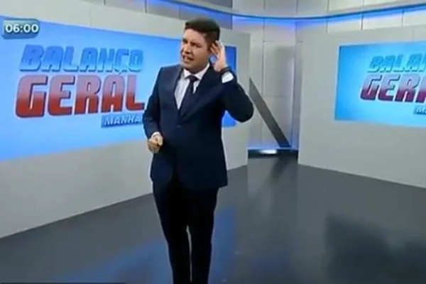 Repórter da Record vai cobrir acidente e acaba sofrendo um “susto”