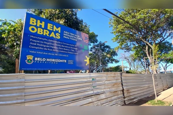 reforma praças de BH