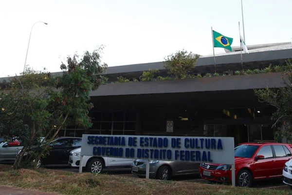 Secretaria de Cultura suspende FAC por falta de verba para avaliar projetos