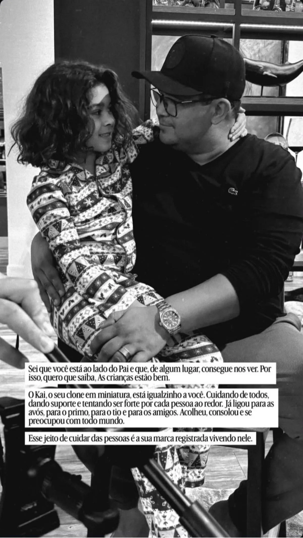 Cláudia Guimarães, ex-mulher do empresário Bruno Avelar, que estava com o cantor sertanejo Rick em queda de helicóptero sem sobreviventes compartilhou um mensagem em homenagem ao cantor em suas redes sociais nesta terça-feira (22/9) Cláudia Guimarães, ex-mulher do empresário Bruno Avelar, que estava com o cantor sertanejo Rick em queda de helicóptero sem sobreviventes compartilhou um mensagem em homenagem ao cantor em suas redes sociais nesta terça-feira (22/9)