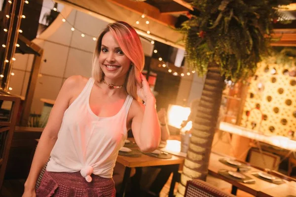 Aniversário de Alessandra Wanderley agita o Deck Onze