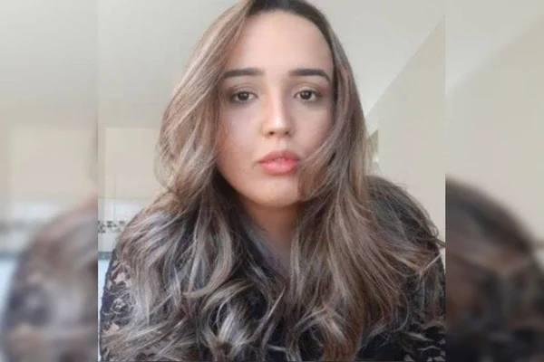 Estudante sofreu 5 cortes nas costas antes de ter corpo queimado no Entorno