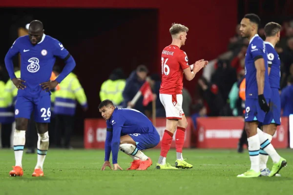 Premier League: Chelsea empata e se afasta da briga no topo da tabela