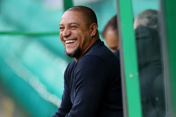 Roberto Carlos durante treinamento do Real Madrid - Metrópoles