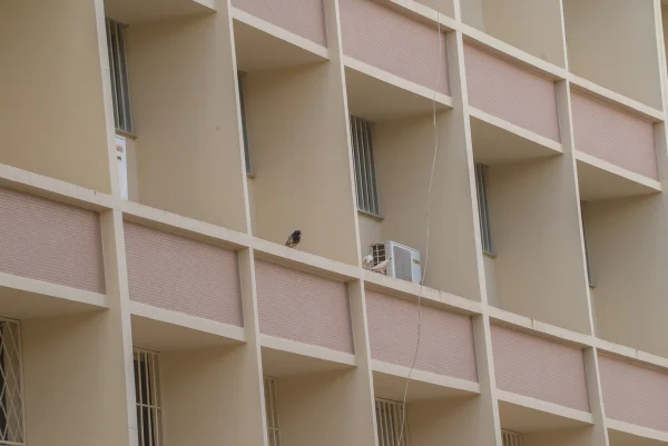Prédios residenciais de quadra-modelo passam por reformas e perdem características originais