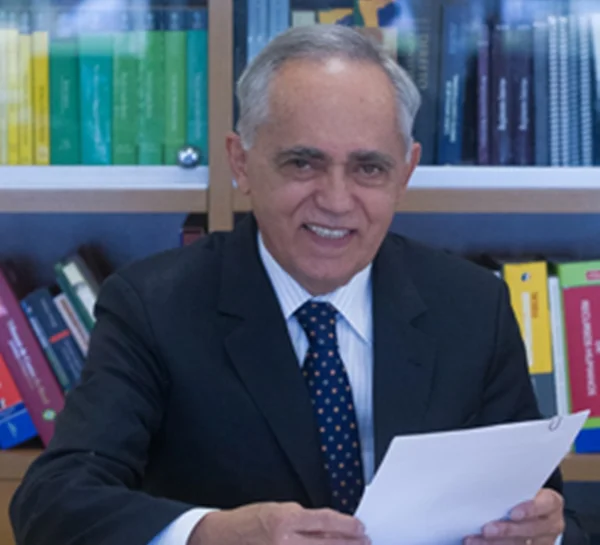 Presidente quer proibir sexo oral na Uganda: “Boca é para comer”