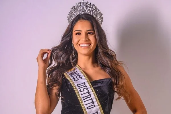 Conheça Carol Teixeira, representante do DF no Miss Brasil Mundo