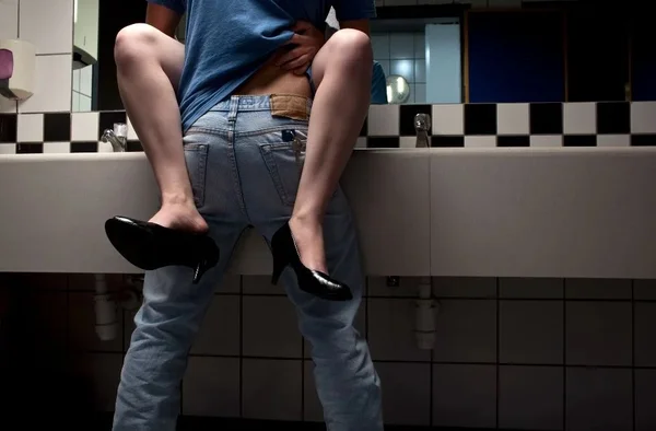 Gosta muito de transar? Vício em sexo é diferente de ser “transão”