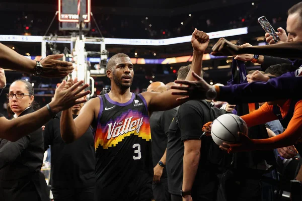 Suns confirmam favoritismo e vencem Pelicans sem sustos no jogo 1