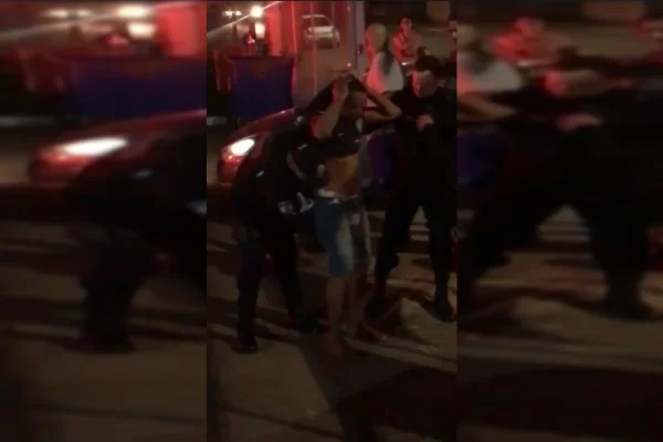 Homem esfaqueia esposa no rosto e é preso em São Sebastião. Vídeo