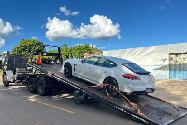 Porsche que dava “zerinho” e “cavalo de pau” no DF é apreendida