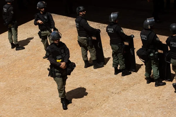 Ibaneis sanciona lei que gratifica serviço voluntário na Polícia Civil