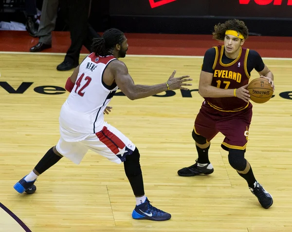 Basquete das estrelas. Final histórica nas enterradas ofusca derrota de Curry no All-Star Game