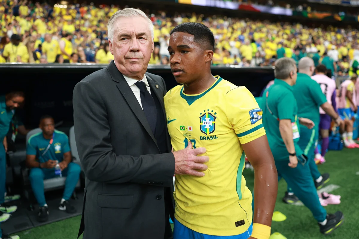 Endrick Entra em Campo pela Seleção Brasileira contra o Japão na Copa do Mundo, Substituindo Paquetá, e Torcida Vibra nas Redes Sociais